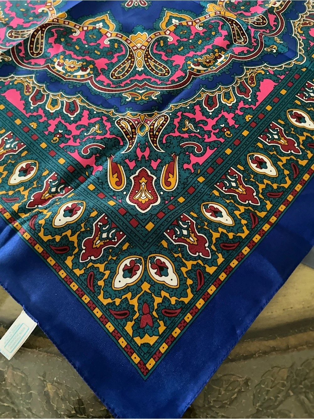 Blue Multicolor Paisley Silk 🧣 Scarf 30“ x 30“ made in Italy